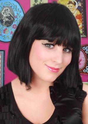 Feest-accessoires: Pruik Trendy Dancer met pony (kort)